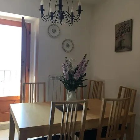 4 Bed 3 Bathroom Mountain Retreat In Roccacasale Holiday home