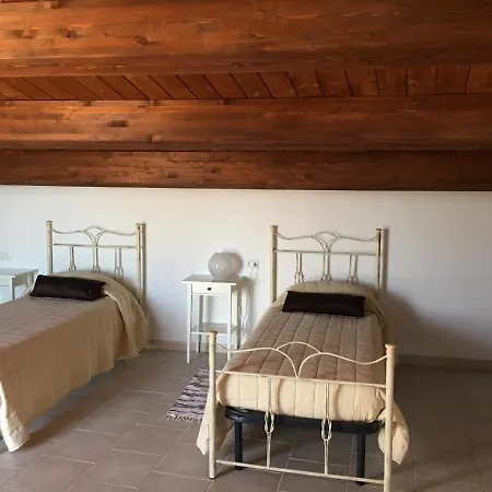 4 Bed 3 Bathroom Mountain Retreat In Roccacasale