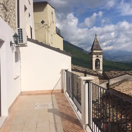 4 Bed 3 Bathroom Mountain Retreat In Roccacasale