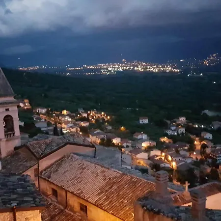 4 Bed 3 Bathroom Mountain Retreat In Roccacasale Holiday home