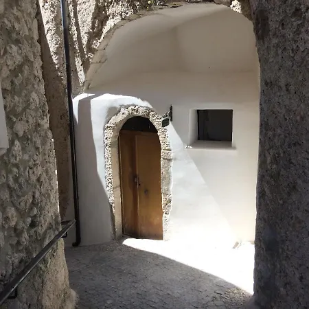 Holiday home 4 Bed 3 Bathroom Mountain Retreat In Roccacasale Roccacasale
