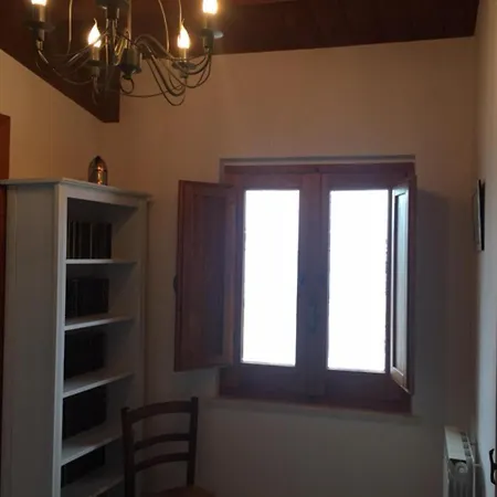 4 Bed 3 Bathroom Mountain Retreat In Roccacasale *