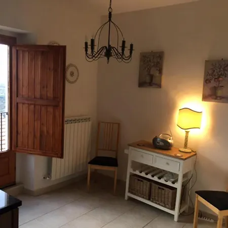 4 Bed 3 Bathroom Mountain Retreat In Roccacasale *