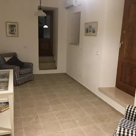 4 Bed 3 Bathroom Mountain Retreat In Roccacasale Holiday home Roccacasale